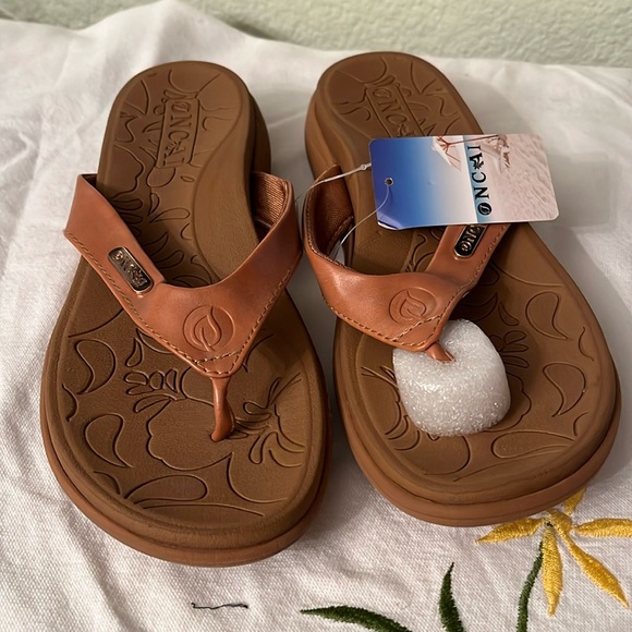 oncai flip flops